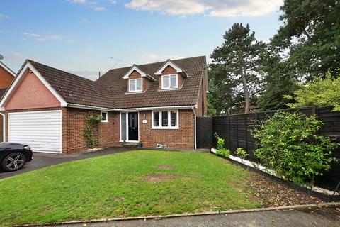 4 bedroom detached house for sale, Bishops Court Gardens, Chelmsford