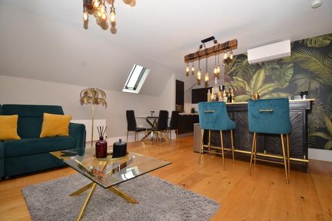 2 bedroom apartment to rent, Nightingale Court, The Galleries, Warley, Brentwood