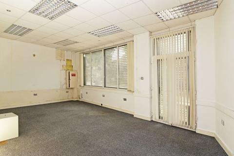 Office to rent, Queens Road, Peckham, SE15