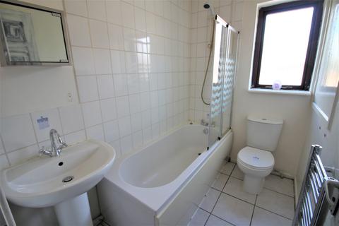 56 Bottomfield Close, Oldham, OL1 4AT