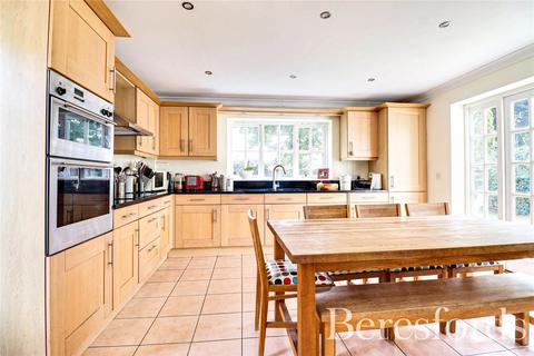 5 bedroom detached house for sale - The Green, The Street, CM9
