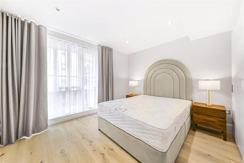 3 bedroom apartment to rent, Baker Street, London, NW1