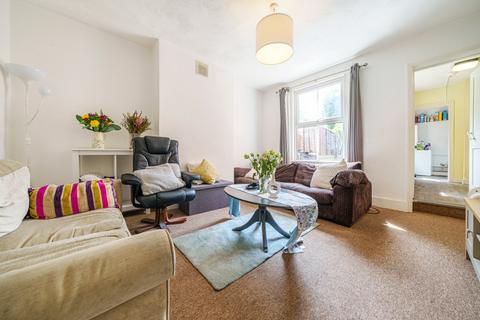 15 Denzil Road, Guildford, GU2 7NQ