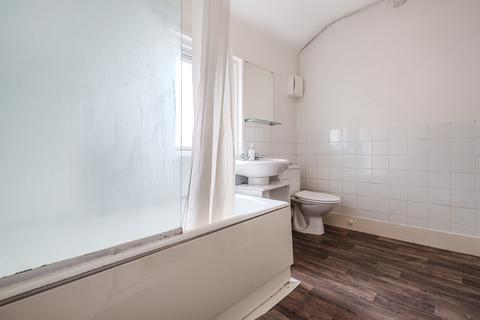 15 Denzil Road, Guildford, GU2 7NQ