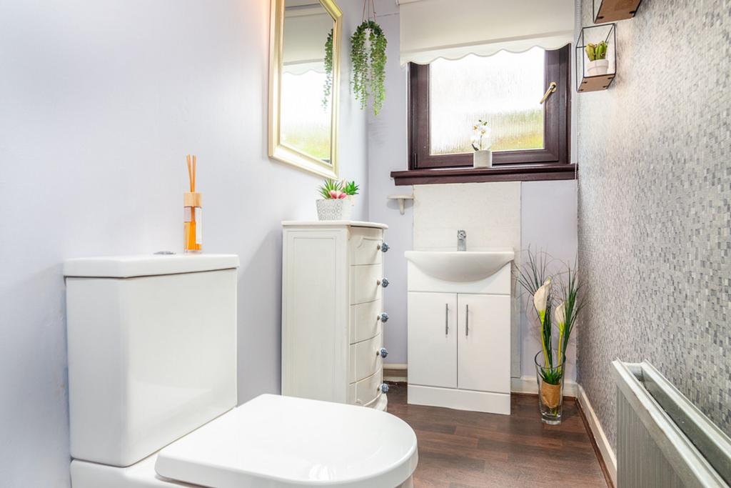 Bedroom 3 en-suite