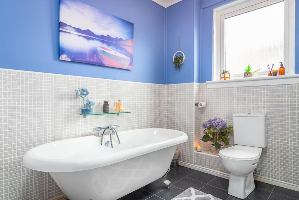 Family bathroom