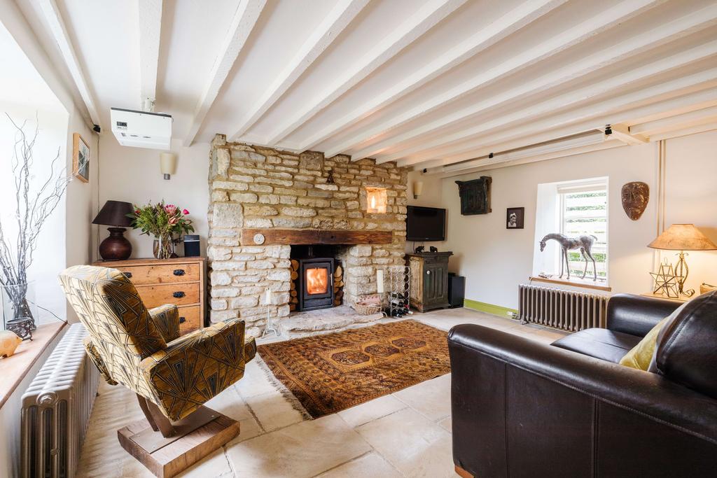 Upper Malmesbury SN16 9PY 2 bed cottage for sale £500,000