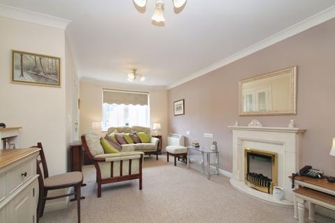1 bedroom apartment for sale, Harefield Road, Uxbridge, UB8