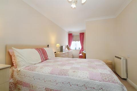 undefined, Harefield Road, Uxbridge, UB8
