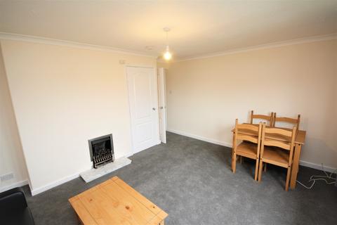 2 bedroom flat to rent, Gracemount Avenue, Gracemount, Edinburgh, EH16