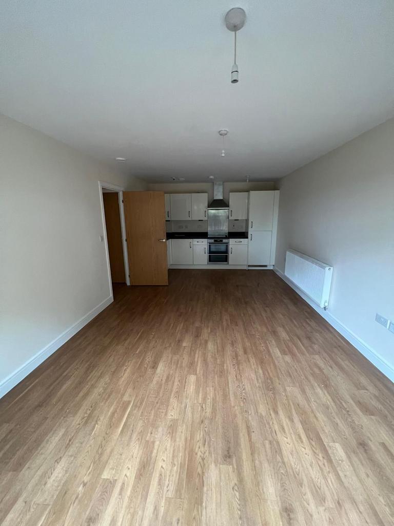 2 Bedroom Ground Floor Flat to Rent in Romford