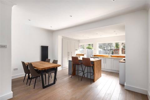 34 Leslie Road, London, E11 4HG