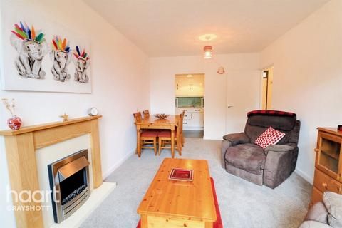 1 bedroom retirement property for sale, Headley Road, Hindhead