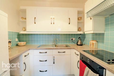 1 bedroom retirement property for sale - Headley Road, Hindhead