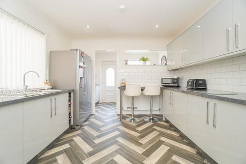 120b Dumbarton Road, Bowling, Glasgow, G60 5BB