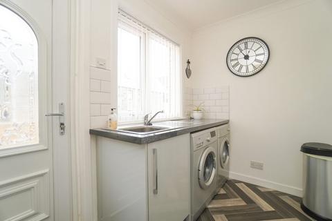 120b Dumbarton Road, Bowling, Glasgow, G60 5BB