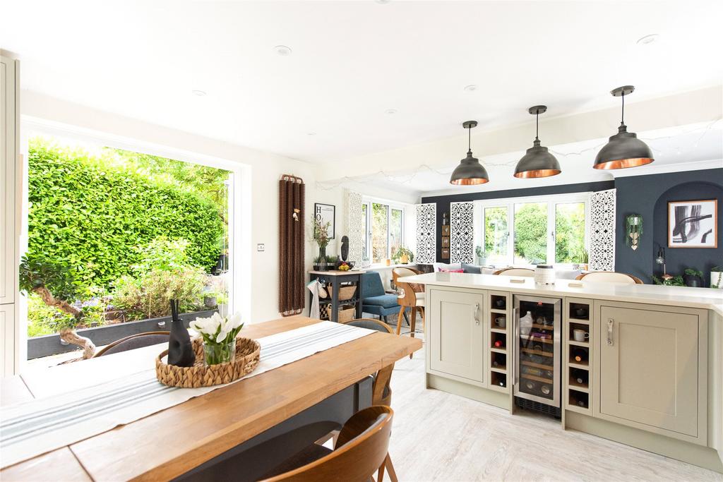 Kitchen/Breakfast