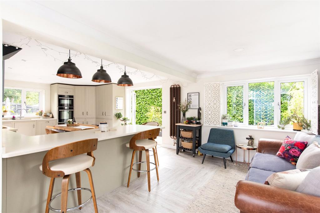 Kitchen/Breakfast