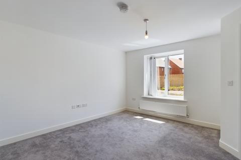 3 bedroom detached house to rent, Cornfield Lane, Kingsnorth, TN25