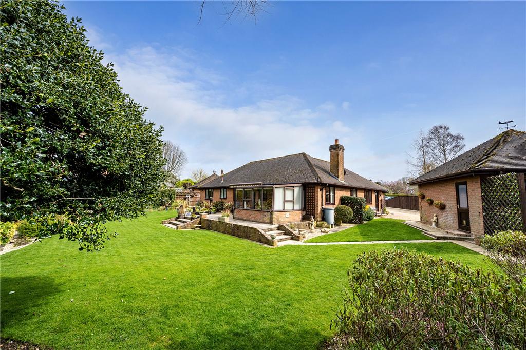 The Orchard, Milldown Road, Blandford... 3 bed bungalow £600,000