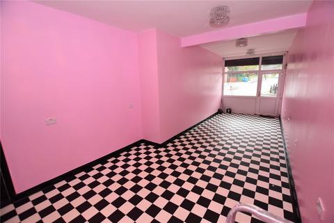574 Ashton Road, Oldham, OL8 3HW