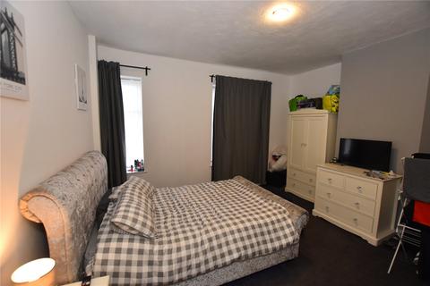 574 Ashton Road, Oldham, OL8 3HW