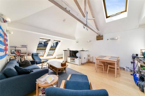 2 bedroom apartment to rent, Chapel Place, London, EC2A