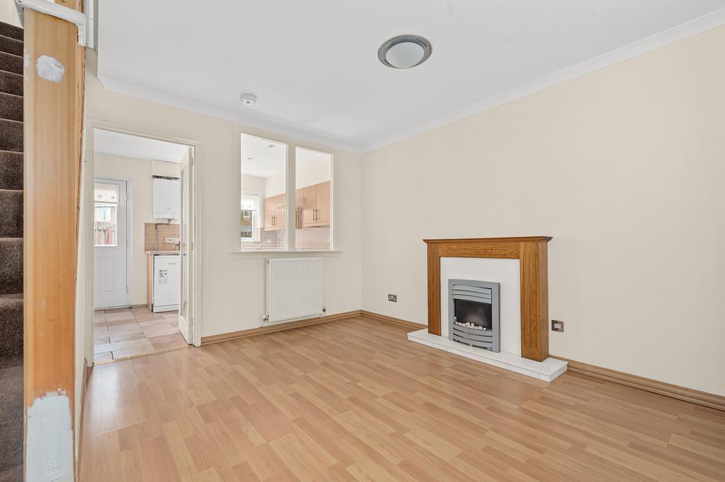 Sir William Wallace Court, Larbert FK5 2 bed semidetached house for