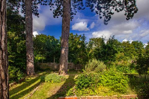 16 Mountfield, Goring, Reading, RG8 0BE