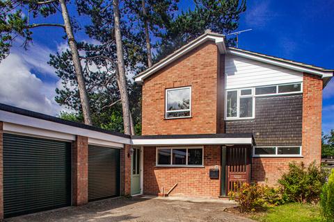 16 Mountfield, Goring, Reading, RG8 0BE
