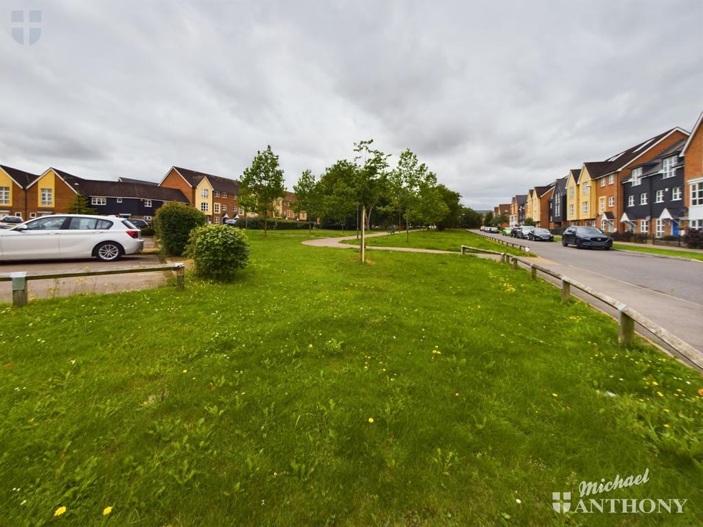 Cam01064 g0 pr0461 still013