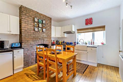 150 Albert Road, Sheffield, S8 9RA
