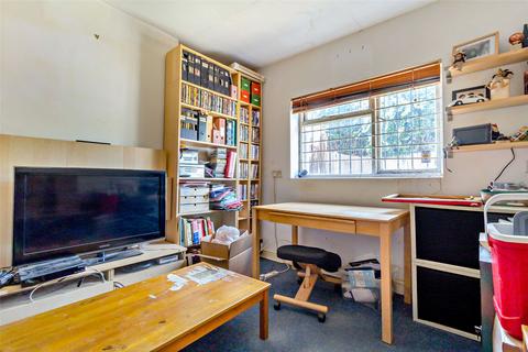 150 Albert Road, Sheffield, S8 9RA