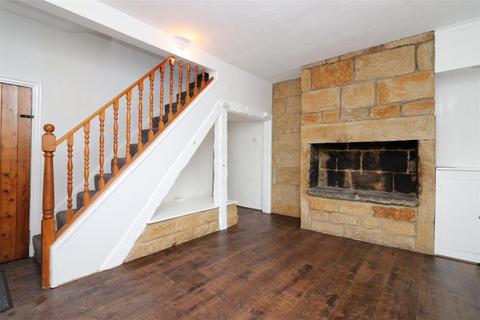 2 bedroom end of terrace house to rent, Lister Hill, Leeds, West Yorkshire, LS18