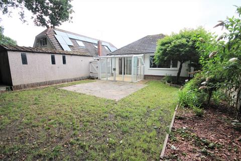 3 bedroom bungalow for sale, Keighley Avenue, Broadstone, Dorset, BH18