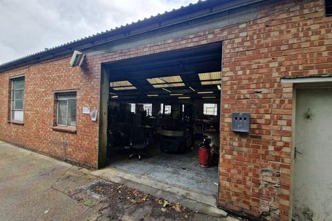 Industrial unit to rent, Unit 1 & 2, 23 Arnside Road, Waterlooville, PO7 7UP