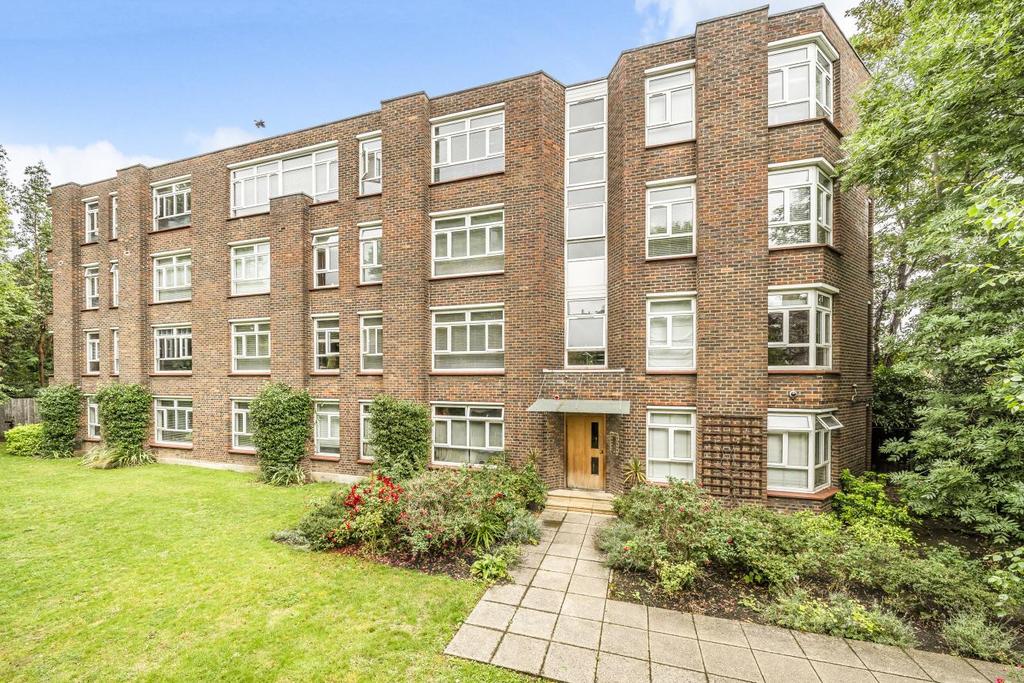 Montpelier Row, Blackheath 2 bed flat for sale £520,000