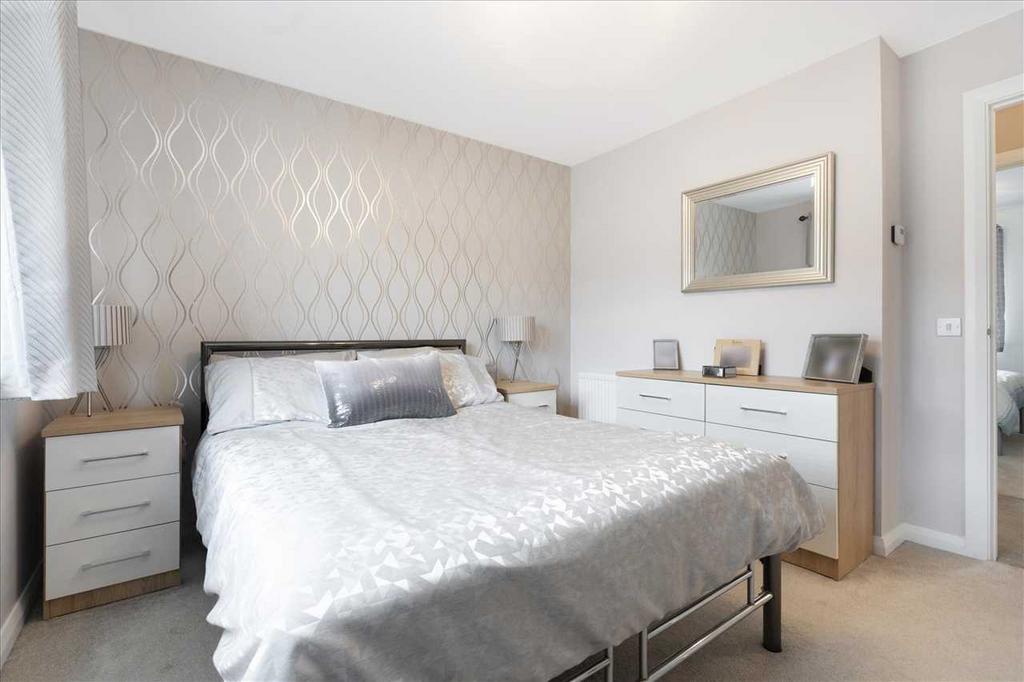 Bedroom One (3)