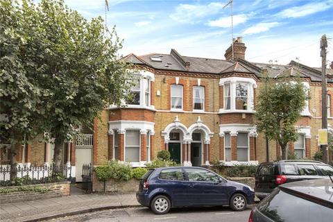 15 Rosenau Crescent, London, SW11 4RY