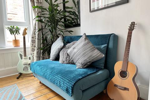 9 Craig Road, Glasgow, G44 3DW