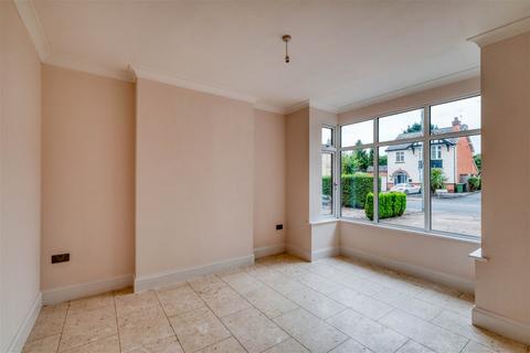 216 Birchfield Road, Redditch, B97 4NA