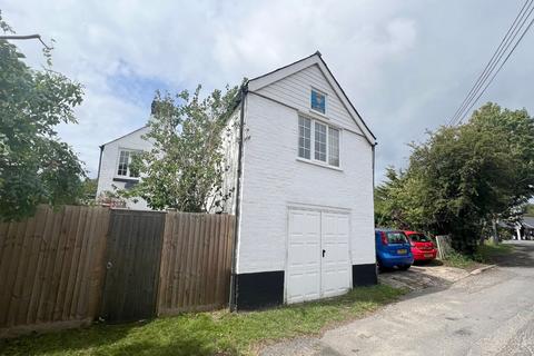 4 bedroom semi-detached house for sale - Roman Road, Hythe, Southampton, Hampshire, SO45