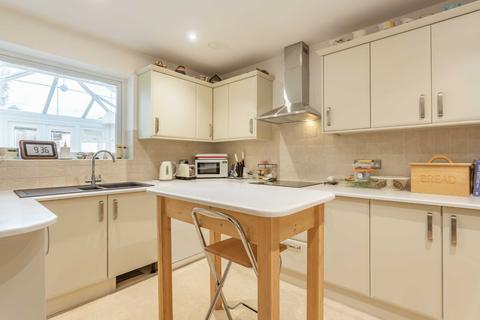 25 Beech Grove, Chepstow, NP16 5BD