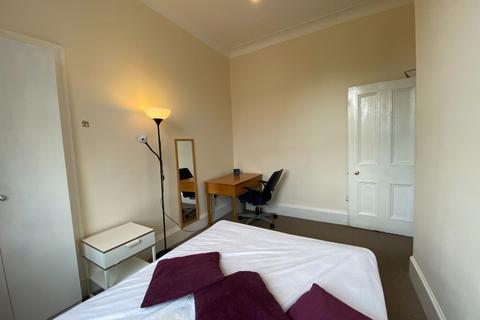 5 bedroom flat to rent, Grange Road, Grange, Edinburgh, EH9
