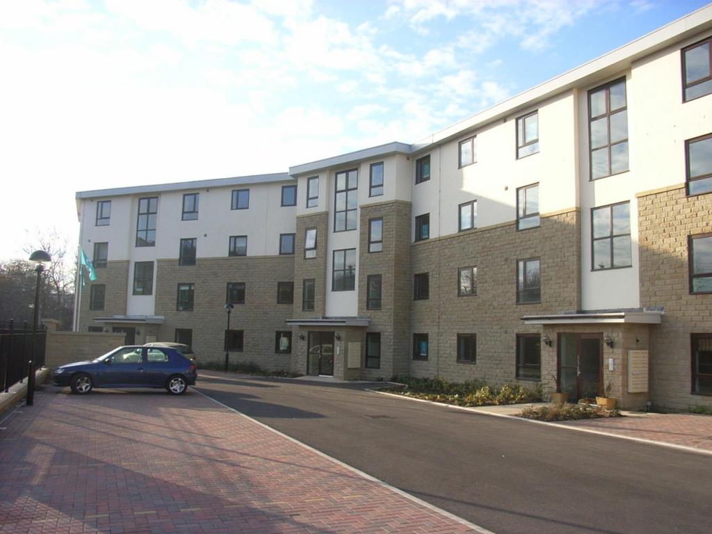 Amber Wharf, Dock Lane, Shipley, West Yorkshire, BD17 2 bed flat to