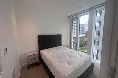 1 bedroom apartment to rent, Bouchon Point, Whitechapel, Cendal Crescent, London, E1