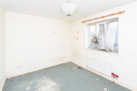 36 Siskin Close, Bushey, WD23 2HN