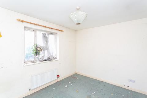 36 Siskin Close, Bushey, WD23 2HN