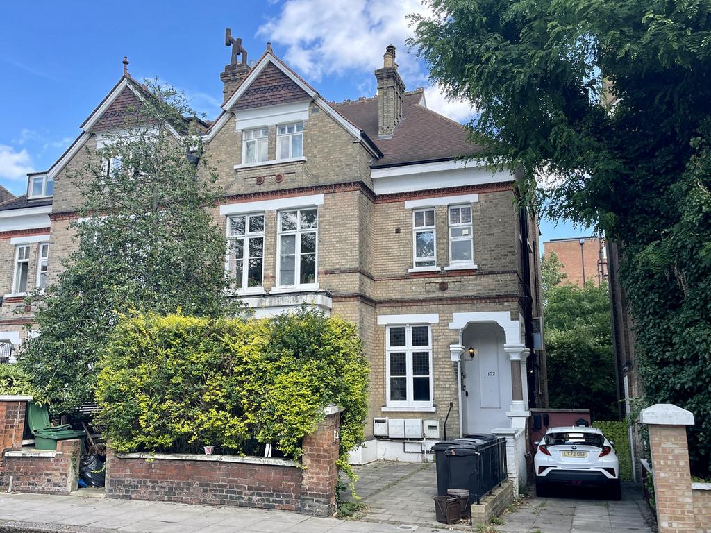 Priory Road, South Hampstead, NW6 9 bed semidetached house £2,750,000