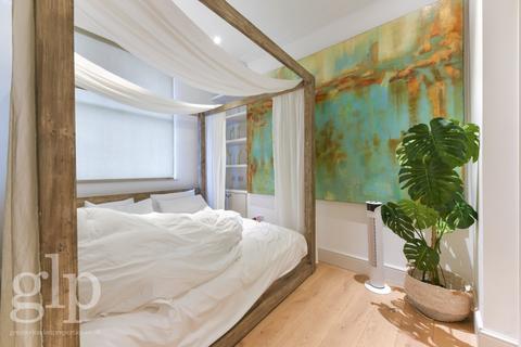 1 bedroom apartment for sale, Wardour Street, London, Greater London, W1F 0TE